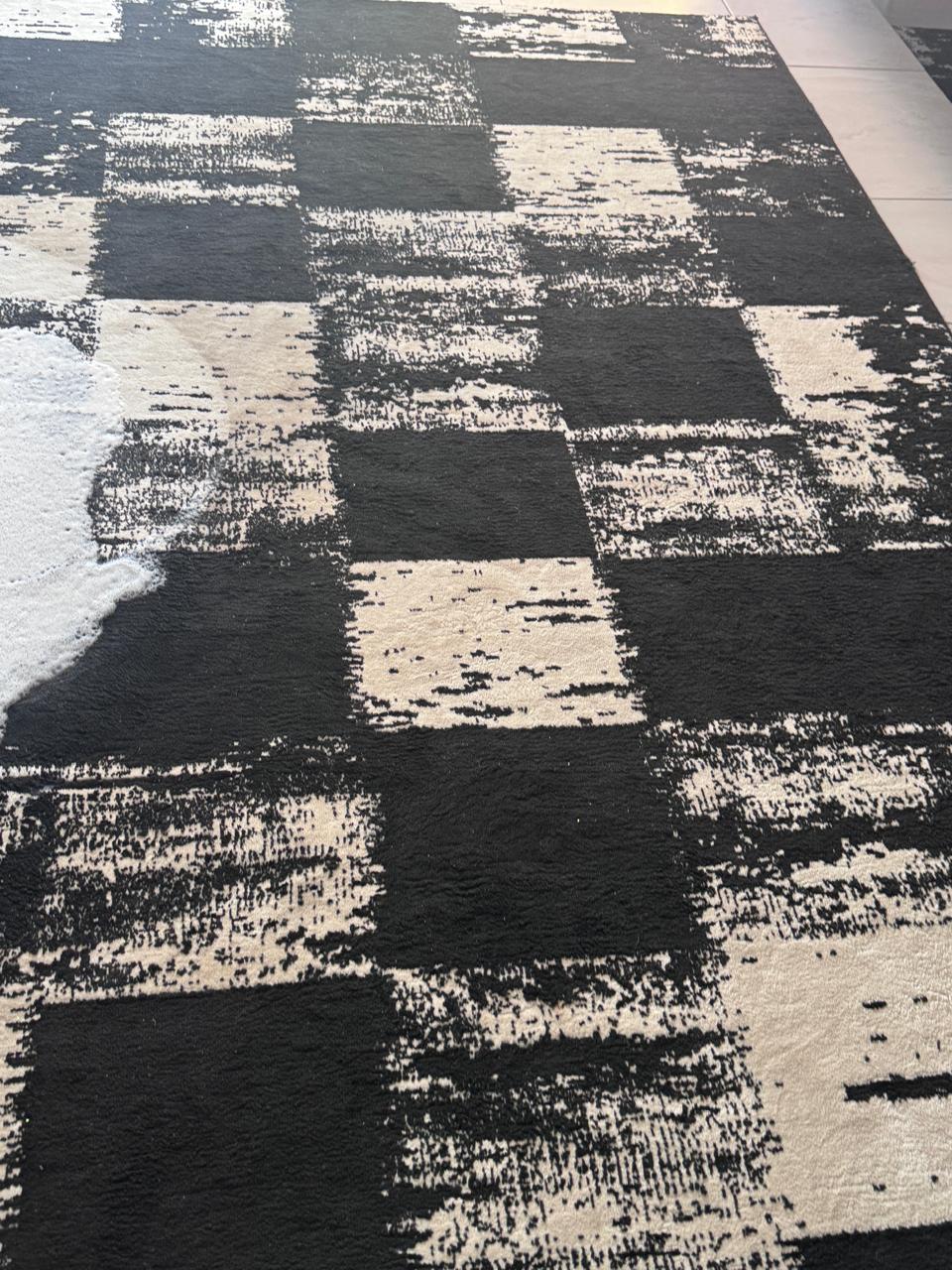 Daily contract cleaning